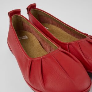 Camper Right K201364-009 Red Ballerinas for Women